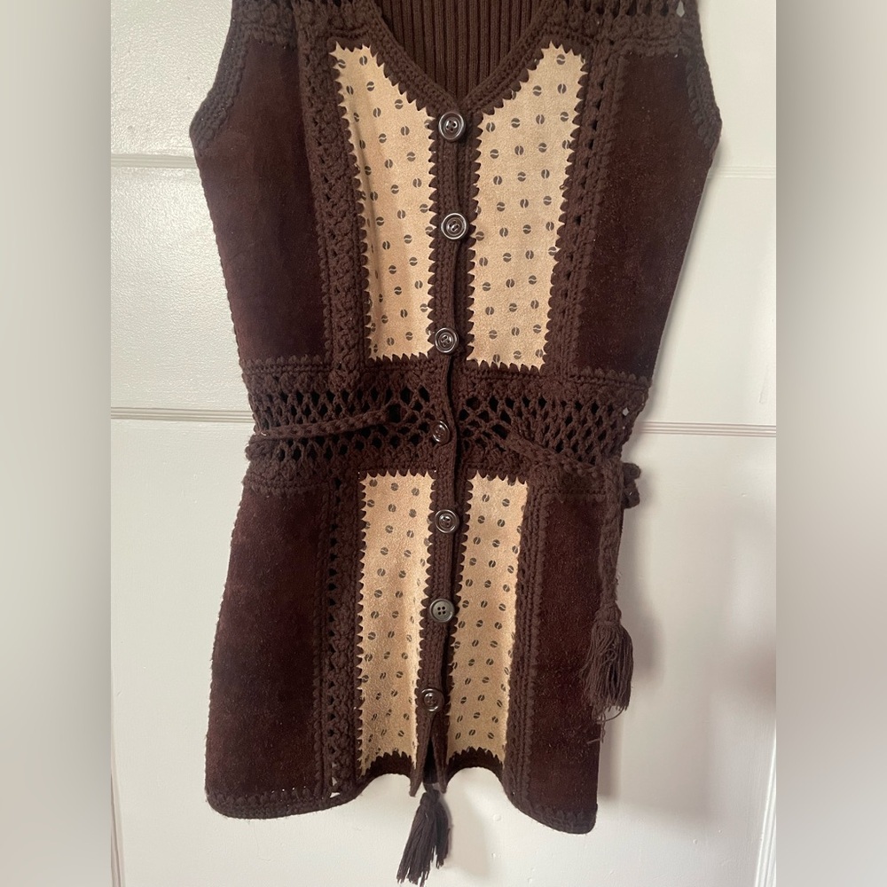 Vintage crocheted vest with leather details-Small - Picture 3 of 8